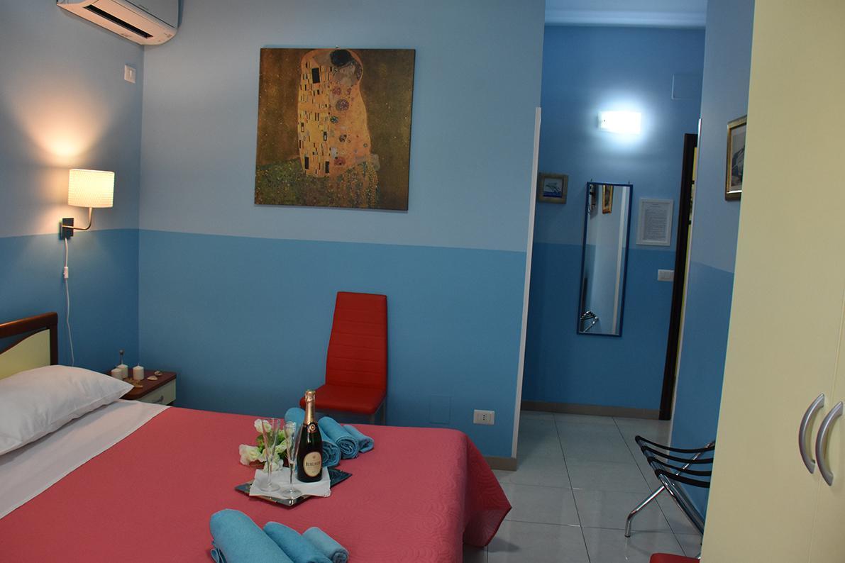 B&B La Casa Di Luigi Giardini Naxos Εξωτερικό φωτογραφία